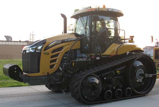 Challenger MT755E