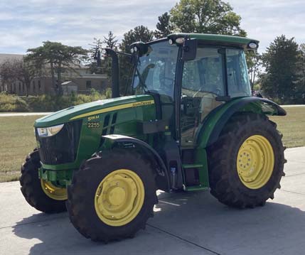 John Deere 5100M