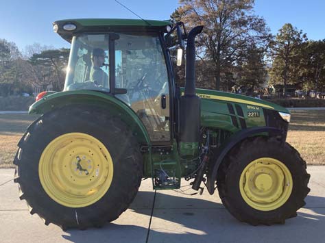 John Deere 5105M