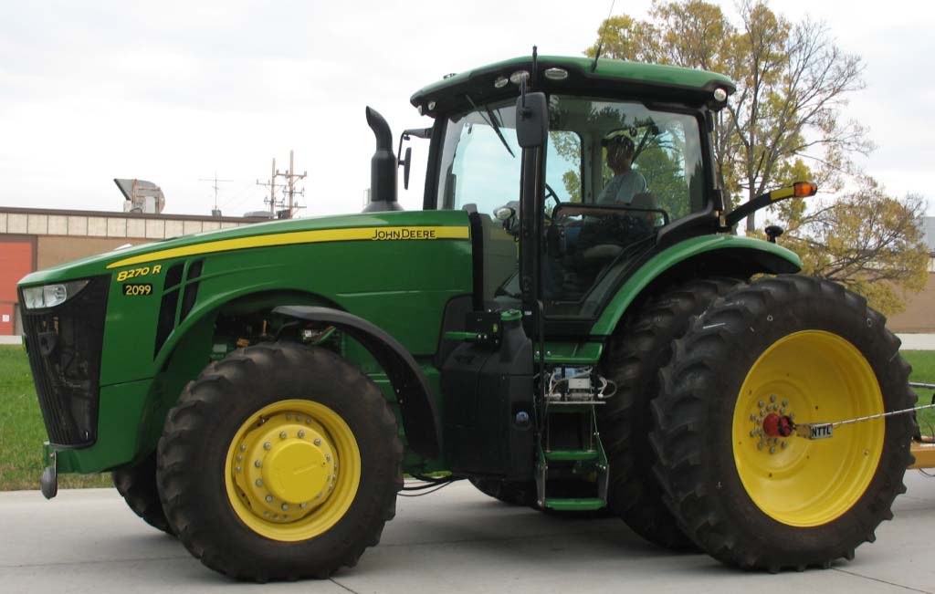 John Deere 8270R