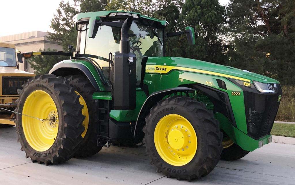 John Deere 8R 370