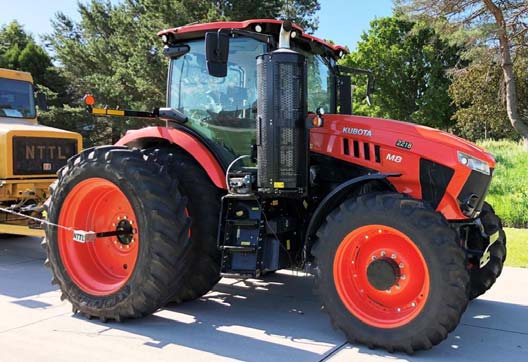 Kubota M8-201